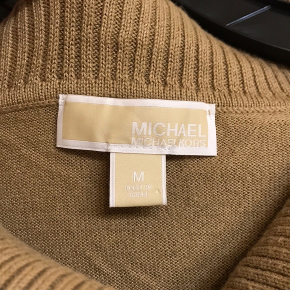 Fringe Cowl-neck Sweater - Picture 2 of 4